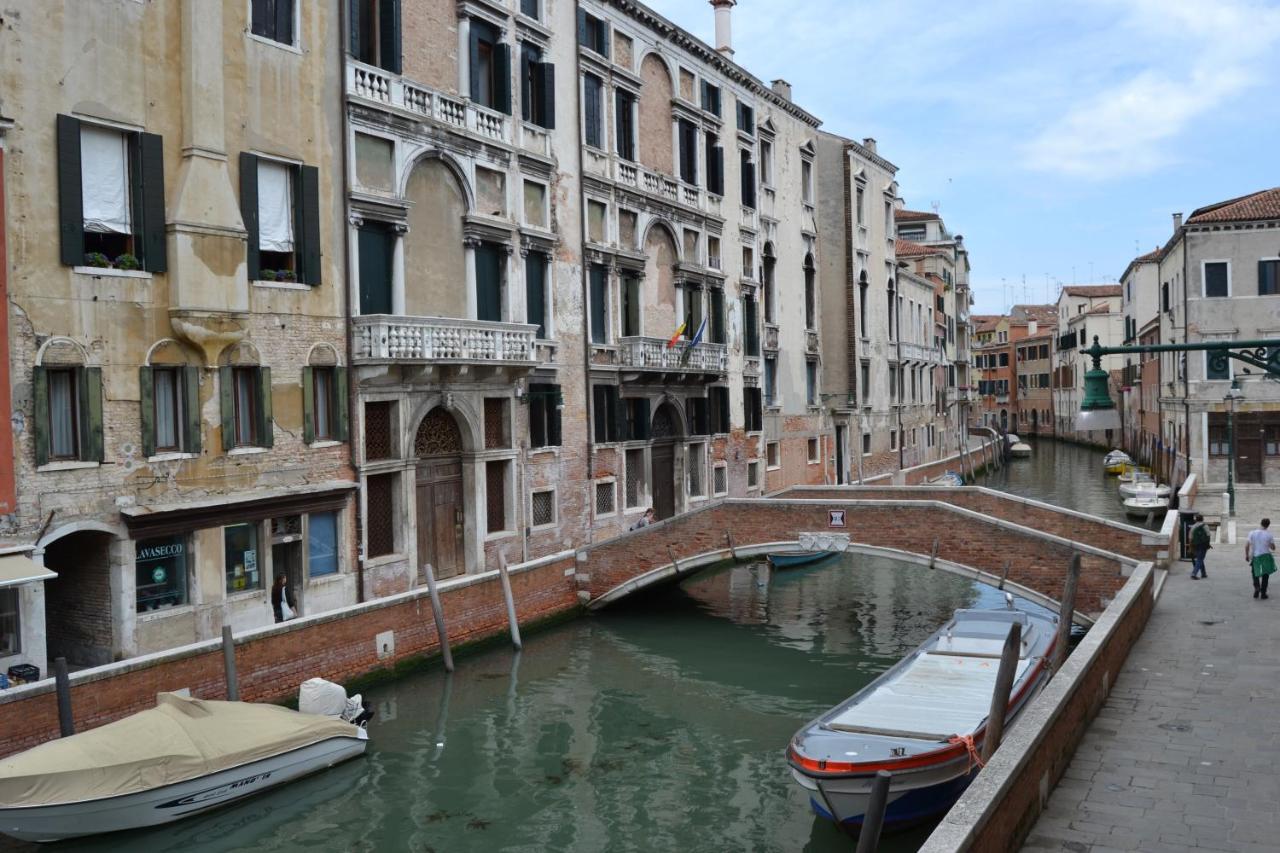 Suite In Venice Ai Carmini Exterior foto